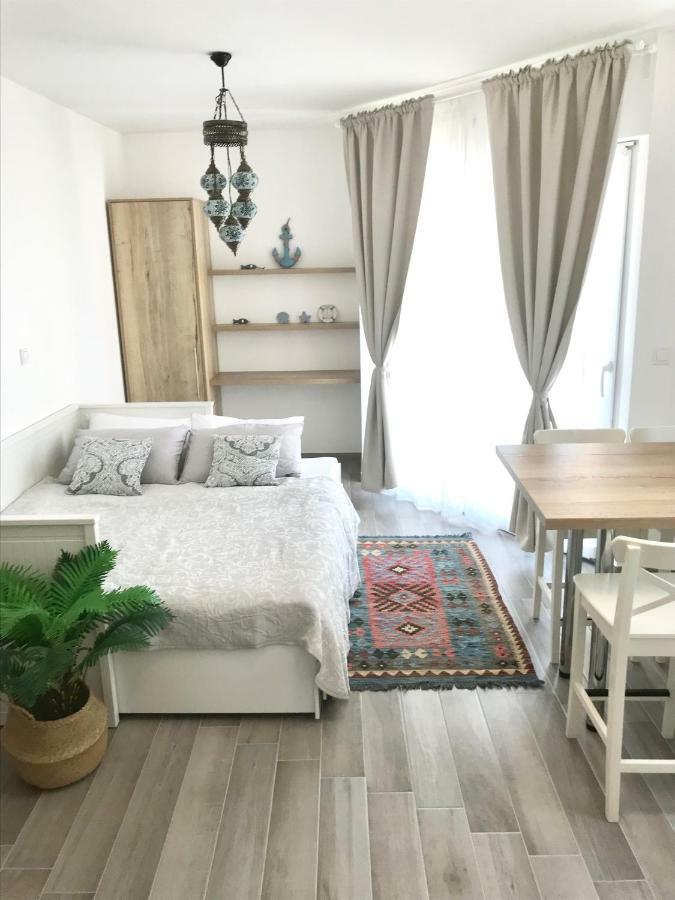 Cocoville Beach House- Makarska Apartment Exterior photo